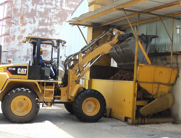 Processing the copra at the Tobolar plant