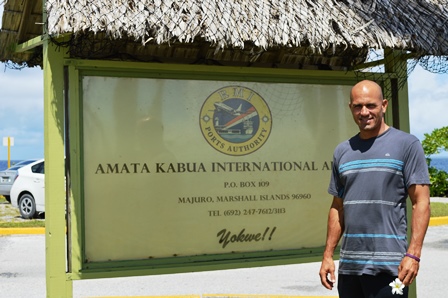 Champion surfer Kelly Slater at Majuro airport. Photo: Karen Earnshaw