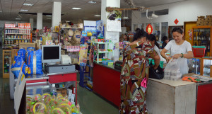 Cost Price in Uliga is packed with a variety of goods. It will often have fresh vegetables when the other supermarkets are out. Photo: Karen Earnshaw