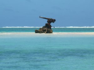 A World War II gun on Maloelap. Photo: Lanny and Ginger on SwiftSure.