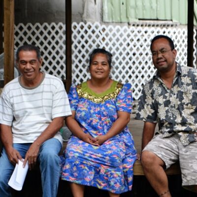 Expert weaver Susan Jieta with Namdrik Mayor Clarence Luther, expert weaver Patsy Jibas, and Namdrik Senator Matt Zackhras. Photo: Tamara Greenstone Alefaio