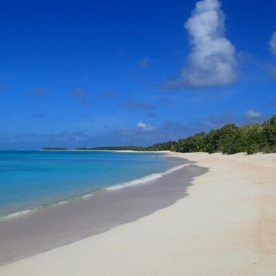 A sweeping beach at Rongerik. Photo: SV Mahili