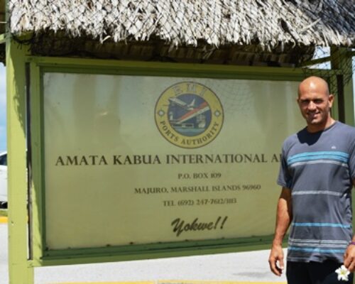 Champion surfer Kelly Slater at Majuro airport. Photo: Karen Earnshaw