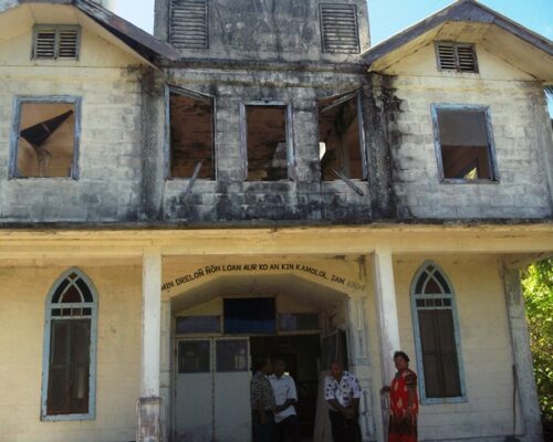 The facade of the old church on Ujelang. Photo Mores Abraham