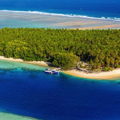 Beran Island, Ailinglaplap. Photo: Indies Trader