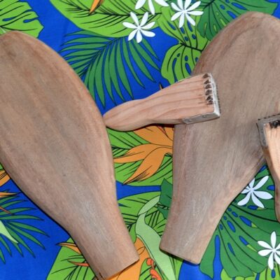 Some pandanus pounders and strippers that the trainees are making for the jaki-ed weaving program at the University of the South Pacific. Photo: Karen Earnshaw.